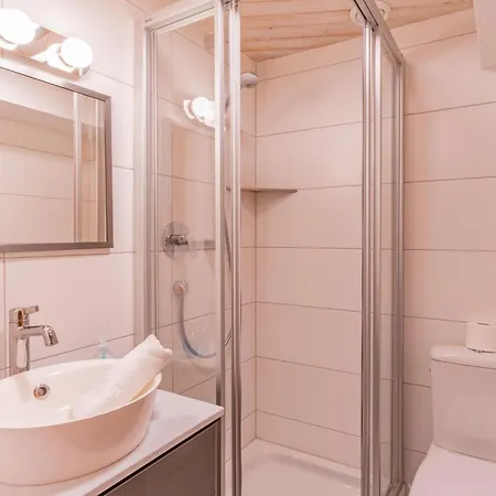 Tirola Stadl Vroni Hansl *