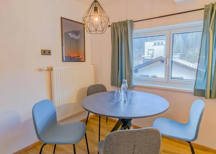 Tirola Stadl Vroni Hansl * Hopfgarten im Brixental